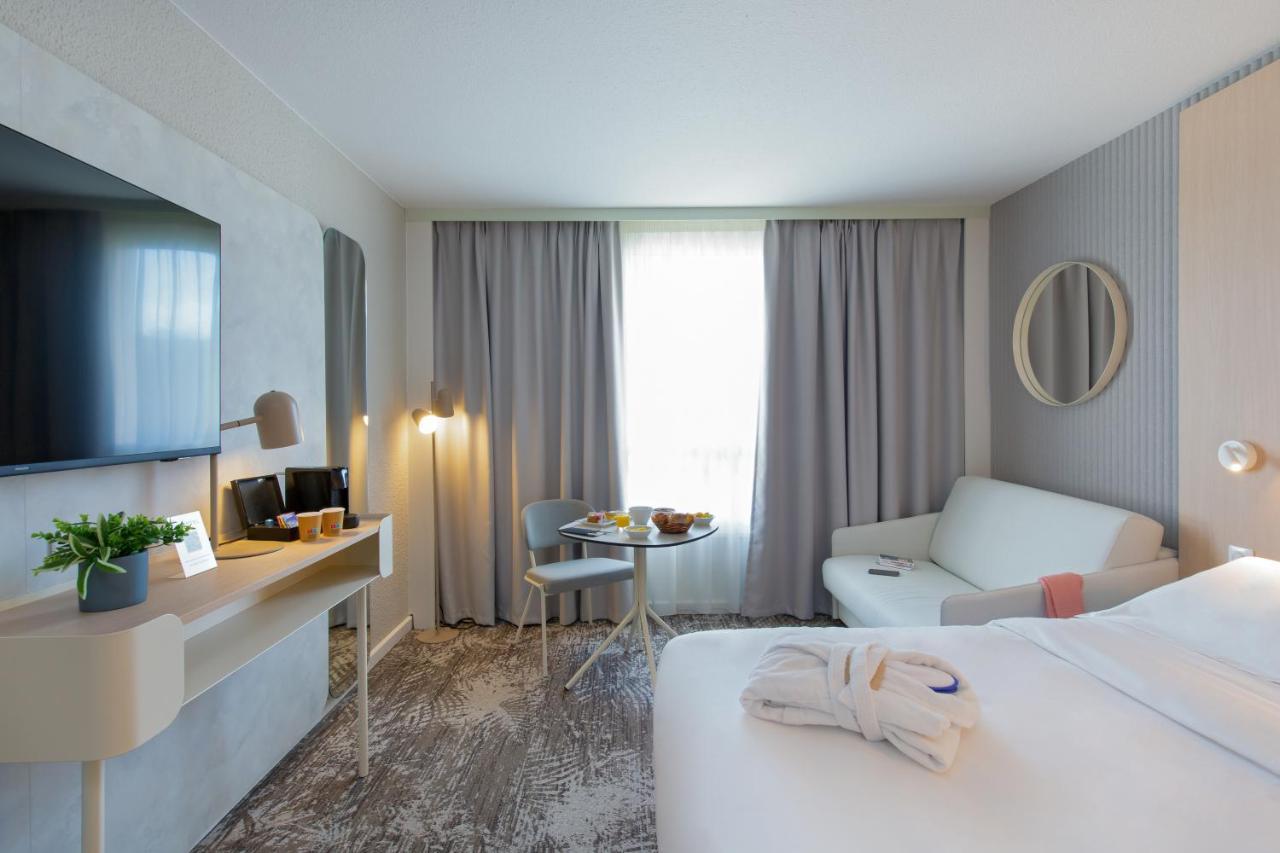 Novotel Pont De L'arc