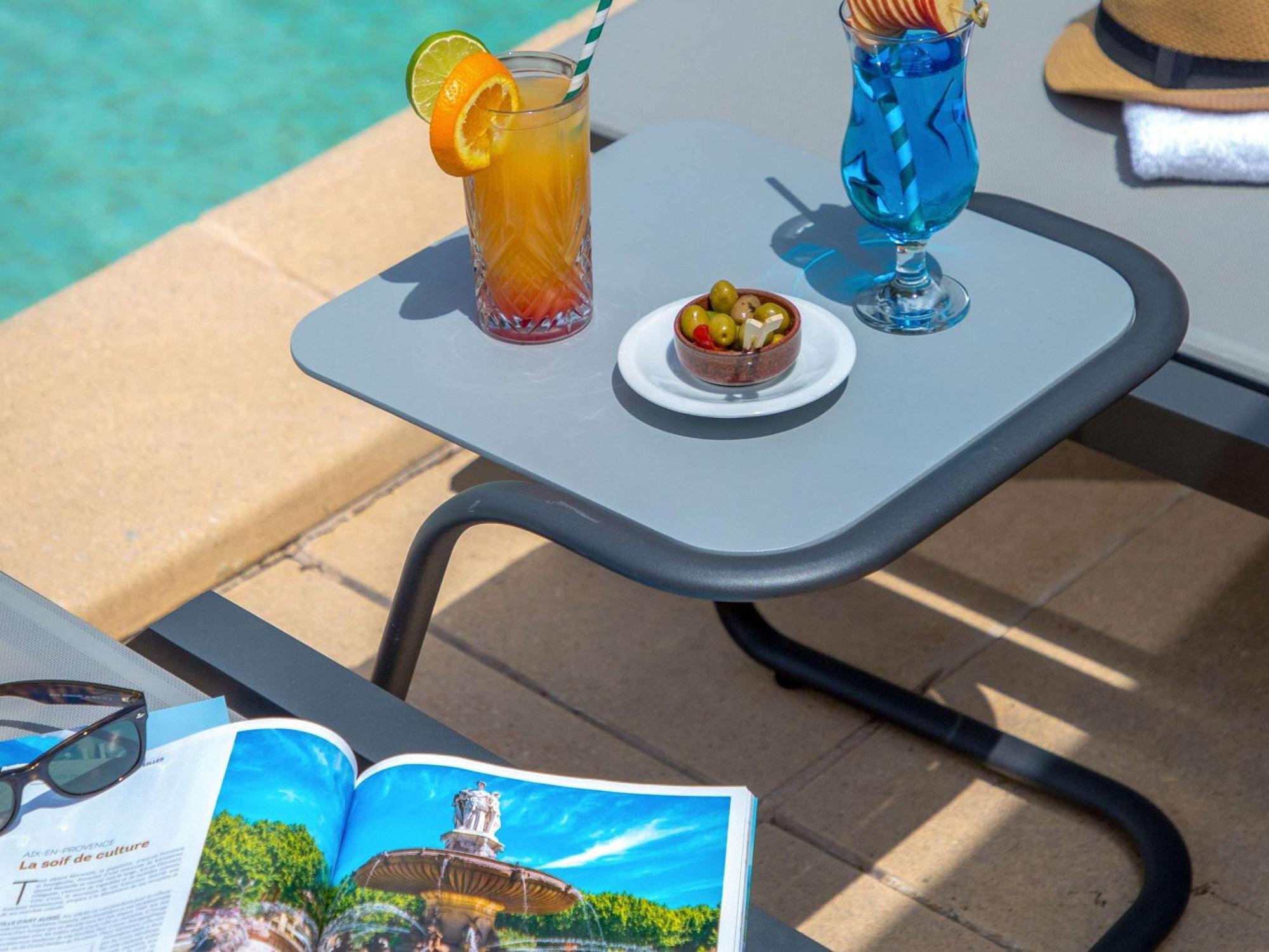 Hotel Novotel Pont De L'arc 4*